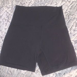 Lululemon Biker Shorts 6’